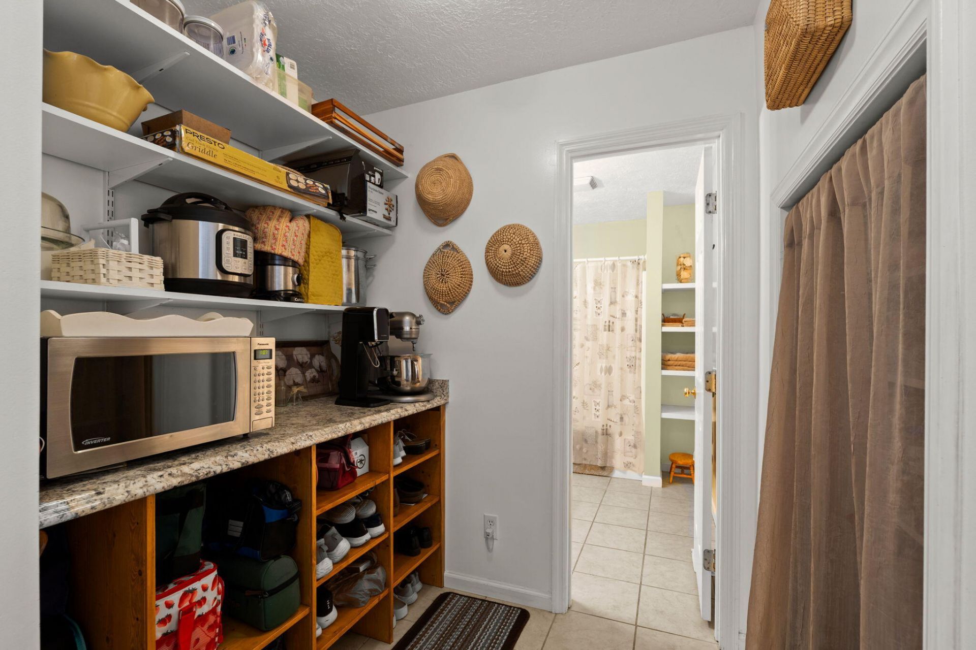 102 Caveson Drive Photo 38