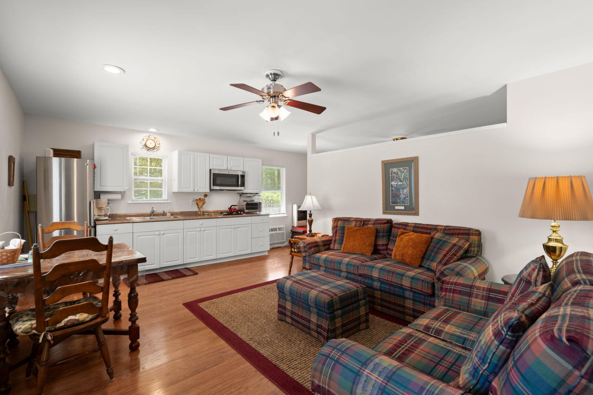 102 Caveson Drive Photo 54