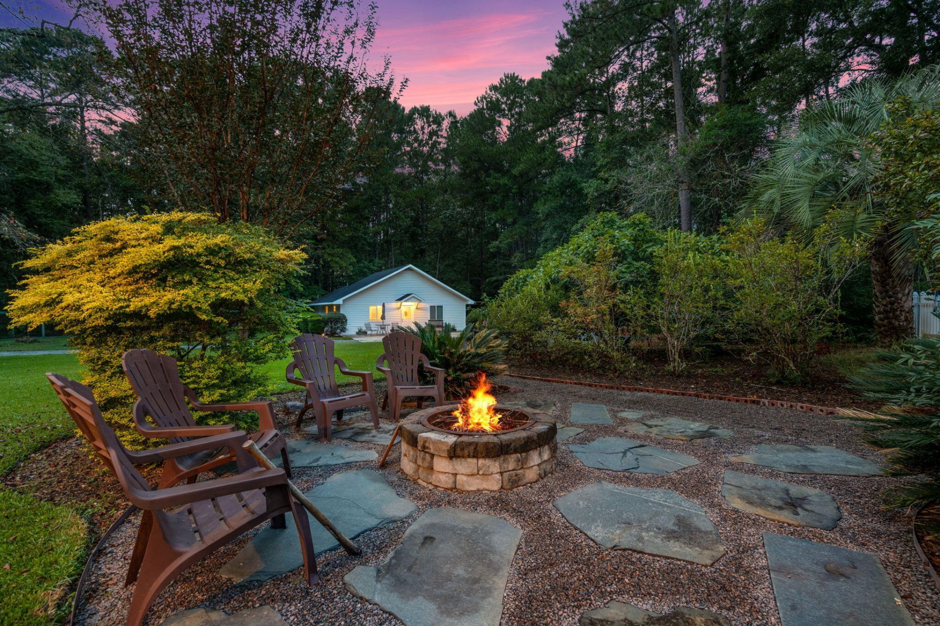 102 Caveson Drive Photo 7