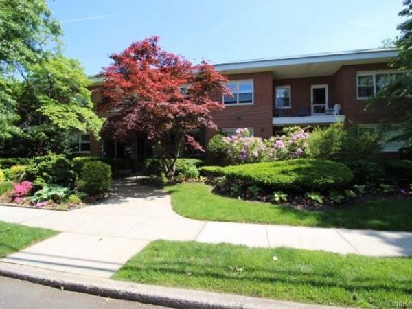 463 Summit Avenue , Unit 2-A, Cedarhurst, NY 11516