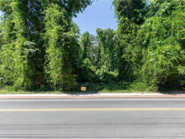 577 Lynhurst Drive SW, Atlanta, GA 30311