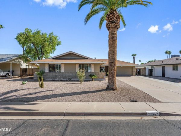 2427 E DEL RIO Drive, Tempe, AZ 85282