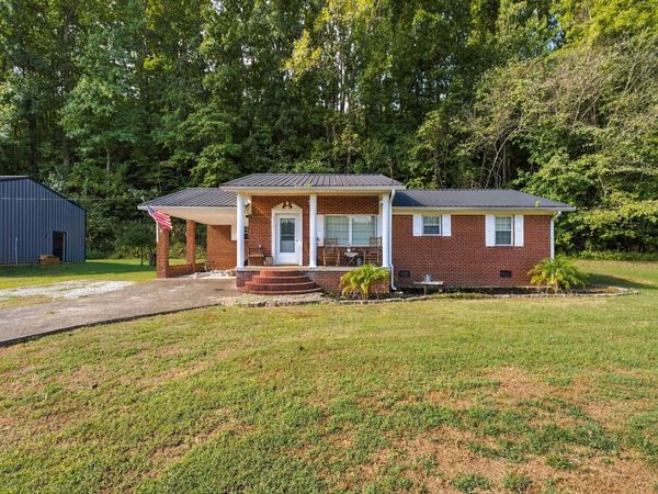 2828 Railroad Bed Rd , Iron City, TN 38463