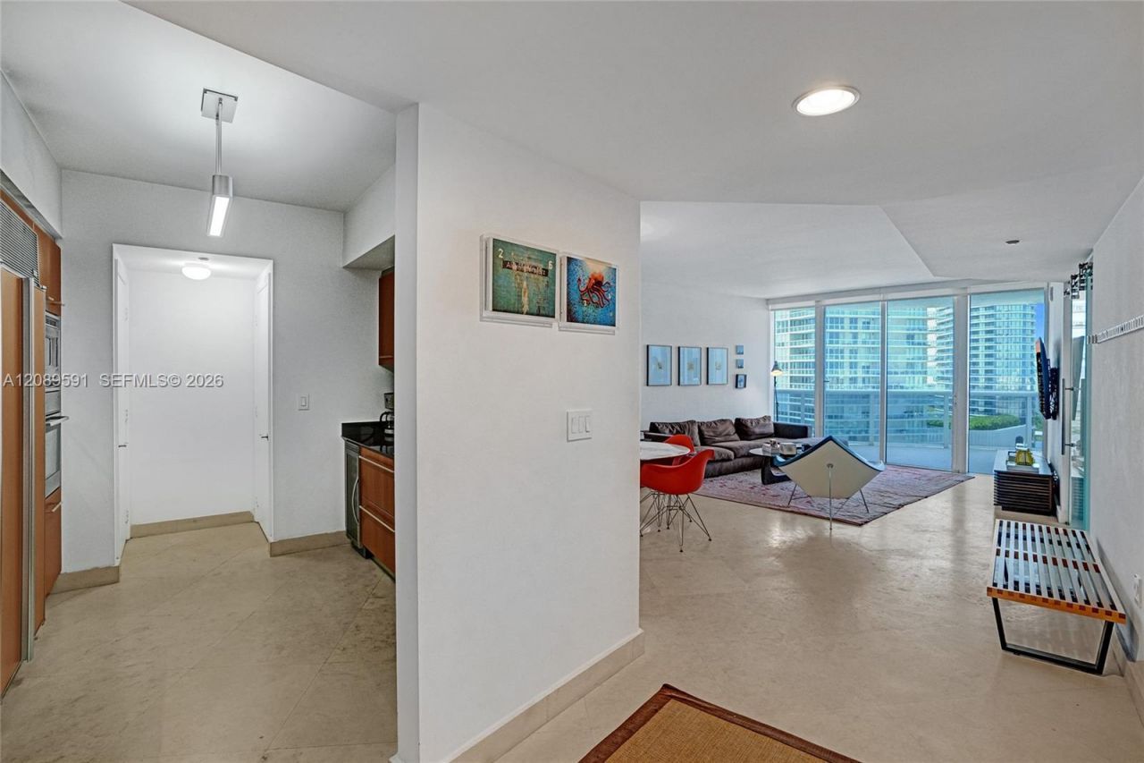 400 Alton Rd , Unit 1409, Miami Beach, FL 33139 Photo