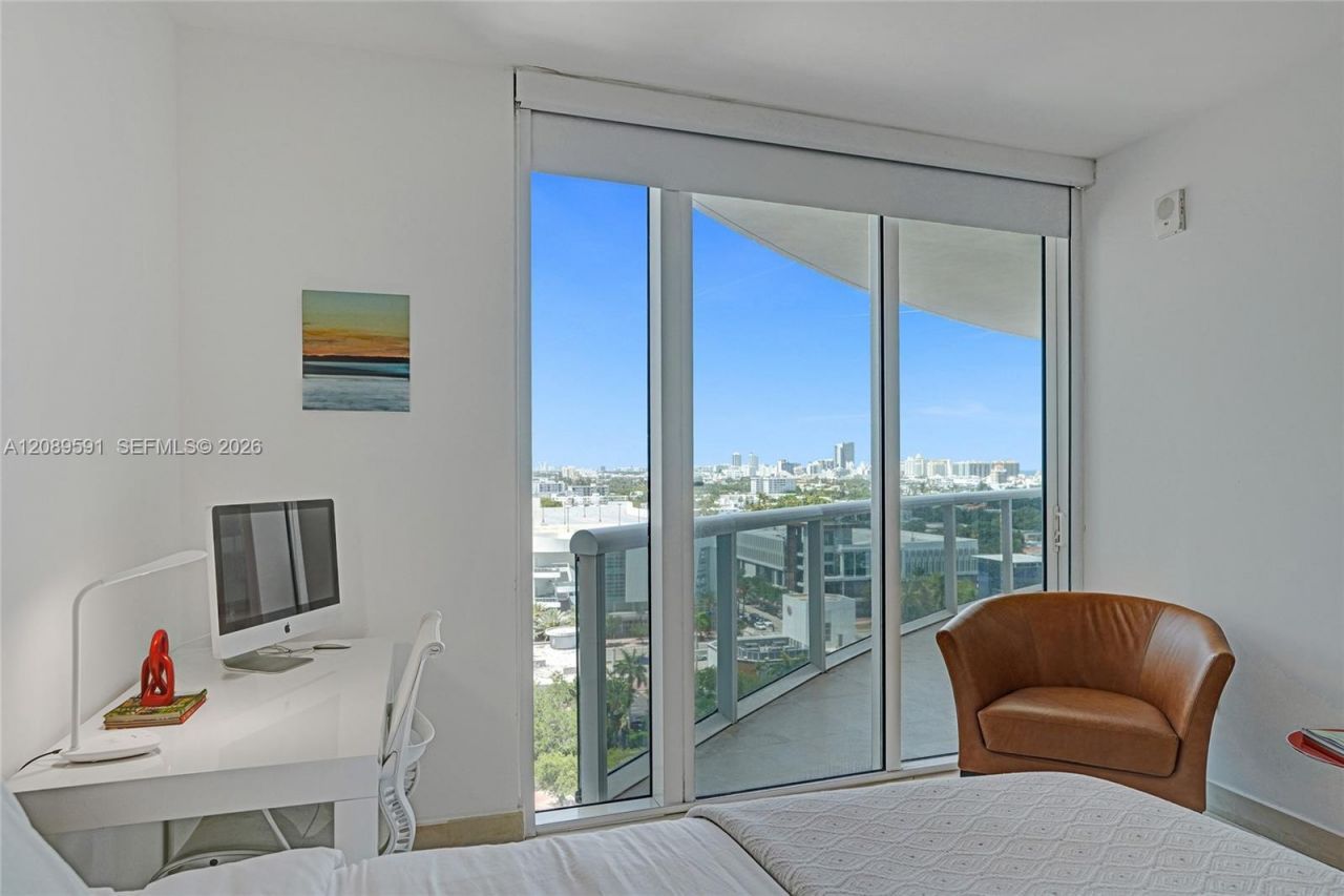 400 Alton Rd , Unit 1409, Miami Beach, FL 33139 Photo