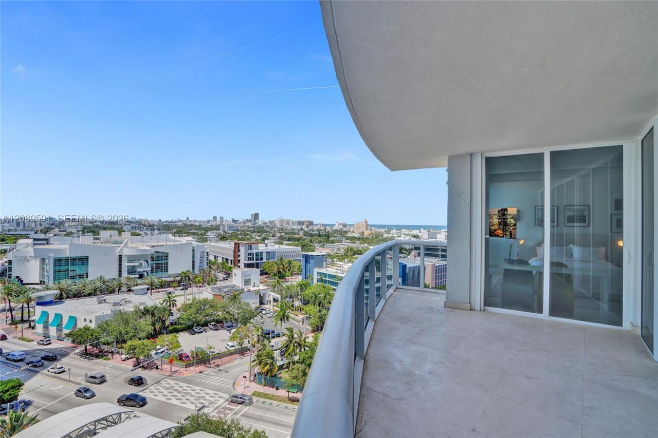 400 Alton Rd , Unit 1409, Miami Beach, FL 33139 Photo