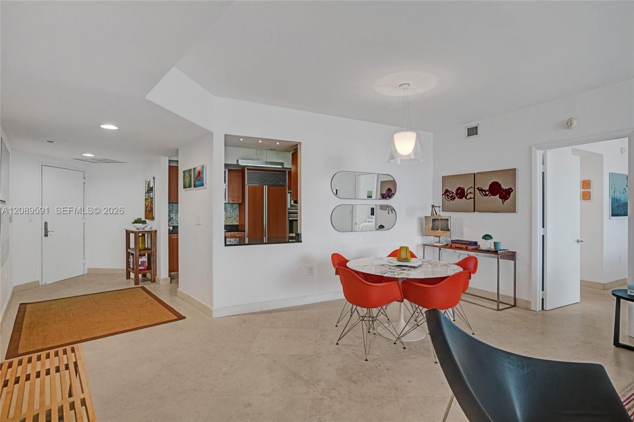 400 Alton Rd , Unit 1409, Miami Beach, FL 33139 Photo