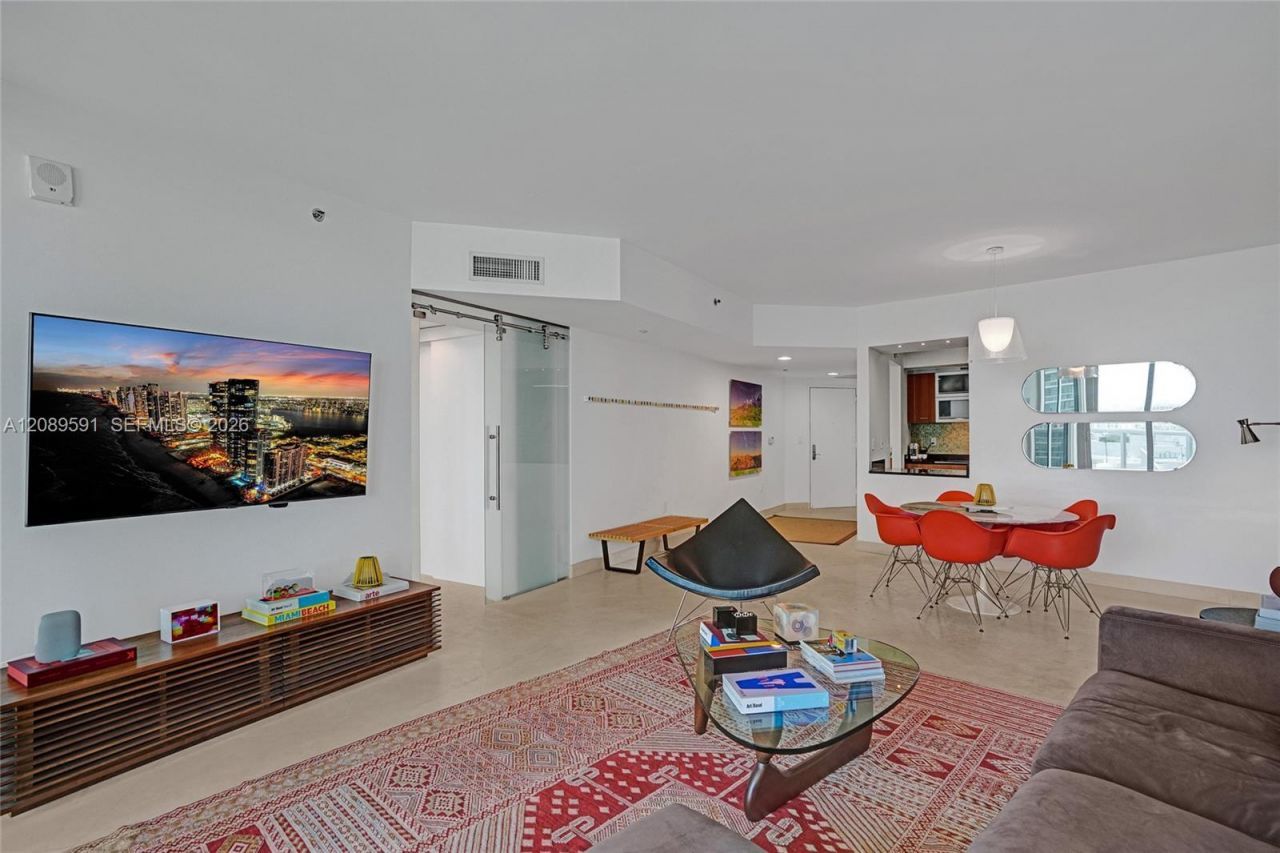 400 Alton Rd , Unit 1409, Miami Beach, FL 33139 Photo