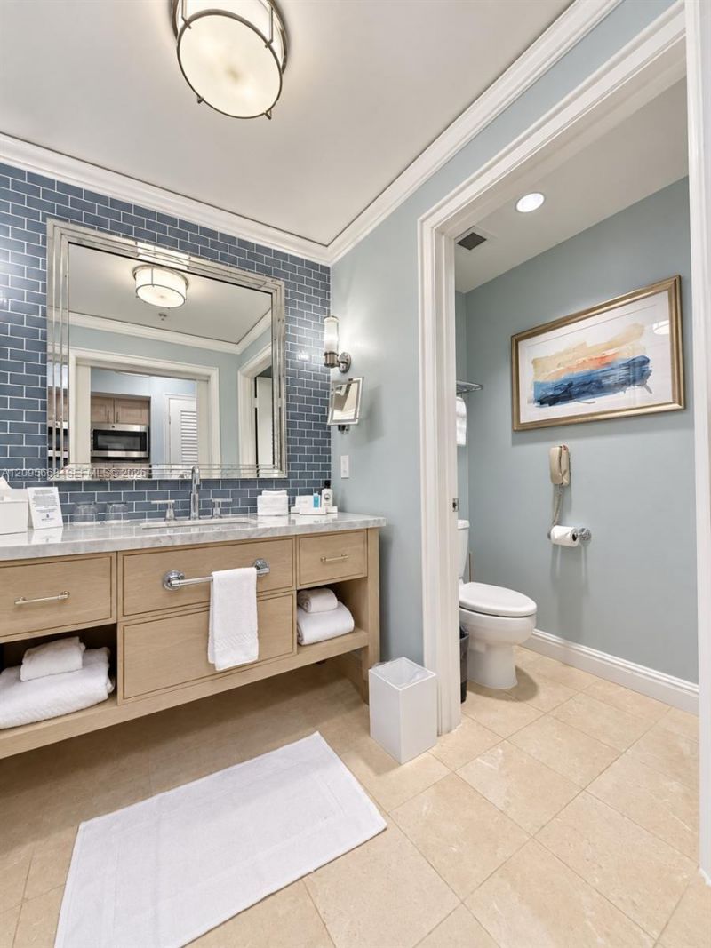 455 Grand Bay Dr , Unit 1020, Key Biscayne, FL 33149 Photo