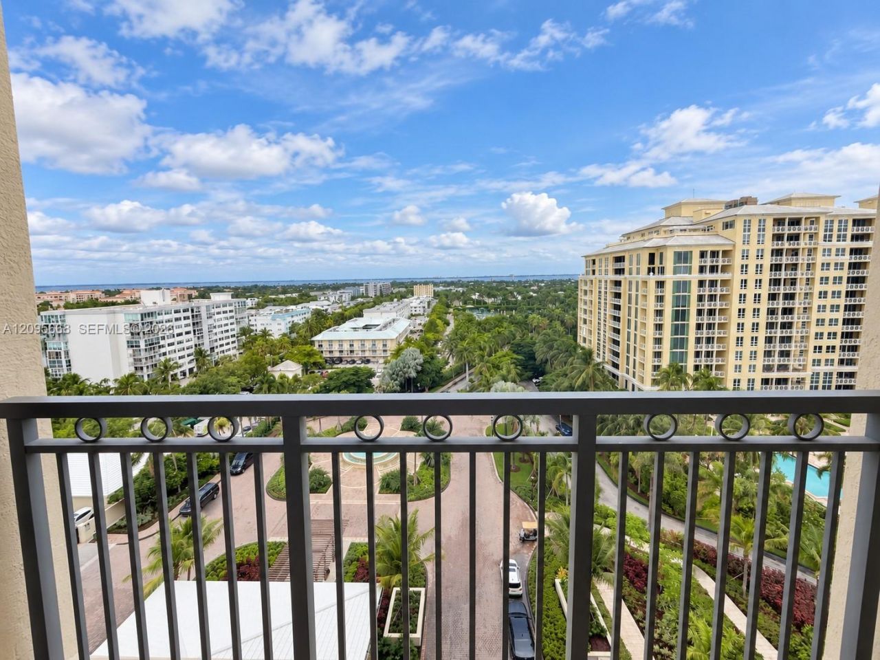 455 Grand Bay Dr , Unit 1020, Key Biscayne, FL 33149 Photo