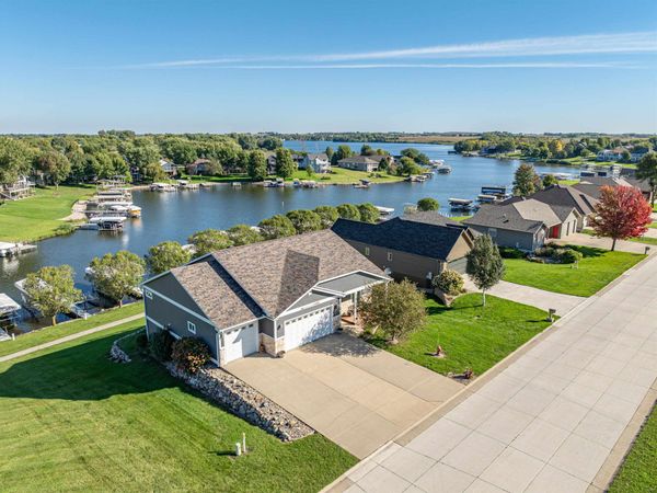 80 Helen Avenue , Milford, IA 51351