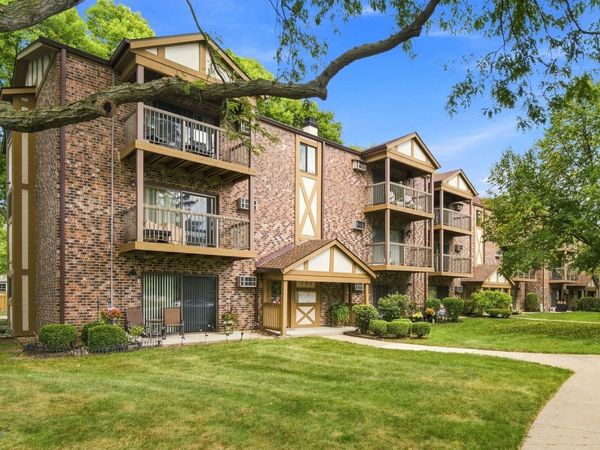 753 S Dwyer Avenue , Unit C, Arlington Heights, IL 60005