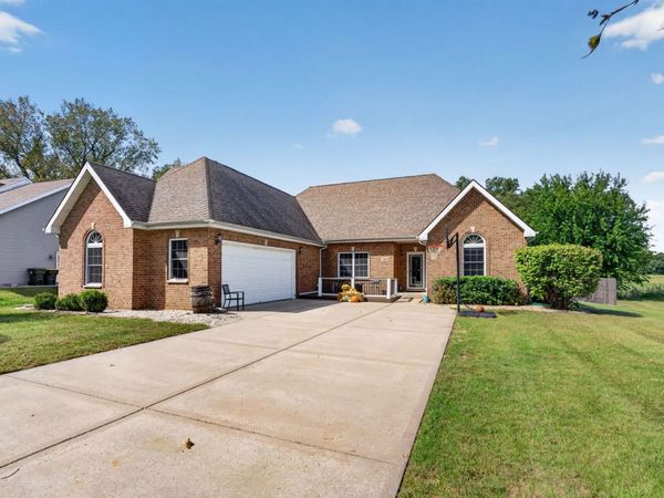 185 FAIRWAY Drive , Essex, IL 60935