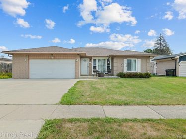38134 Chatham Court, Sterling Heights, Mi 48310