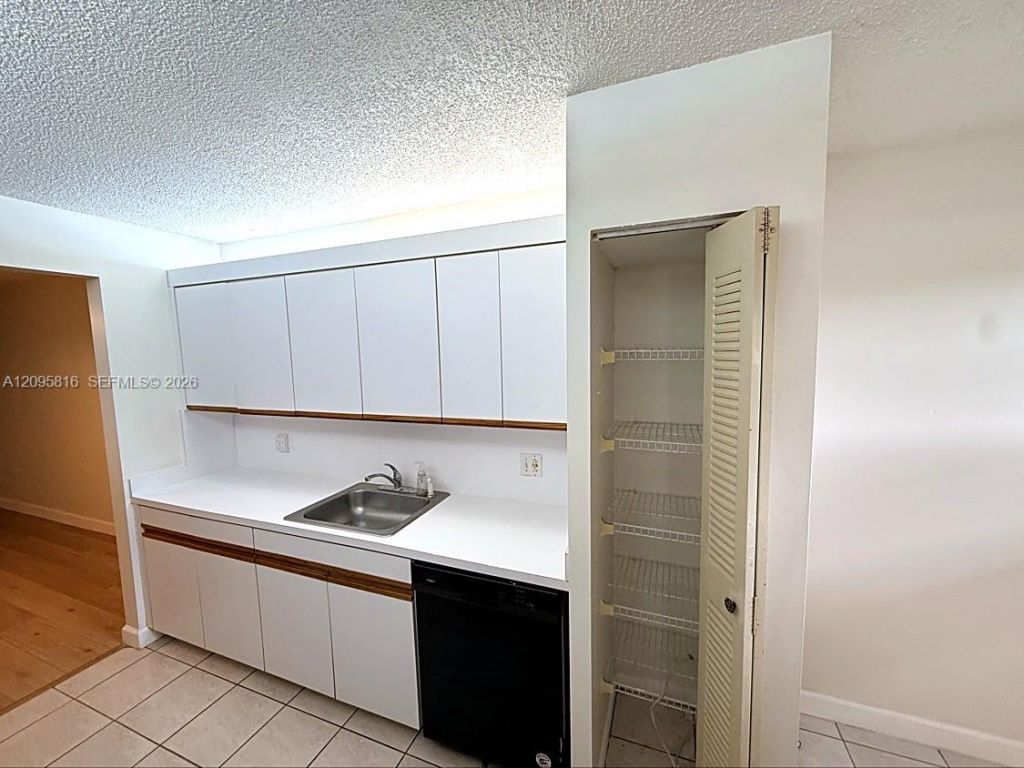 1200 SW 124th Terrace , Unit 101O, Pembroke Pines, FL 33027 Photo