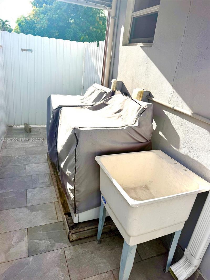 1130 NW 34th Ave , Unit A, Miami, FL 33125 Photo