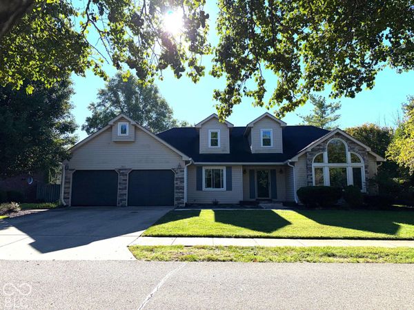 3811 Oriole Drive , Columbus, IN 47203