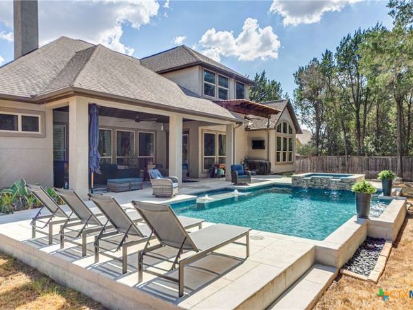 948 Woodland Oaks , New Braunfels, TX 78132
