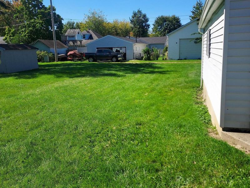 109 S Rauthland Avenue, Wapakoneta, OH 45895 Photo 7
