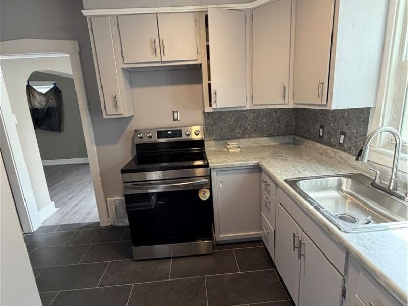 1180 E 146th Street, Cleveland, OH 44110 Photo 6