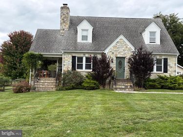 411 S 11TH STREET, PURCELLVILLE, VA 20132