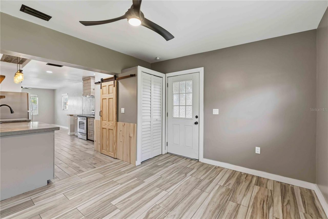 904 66th Avenue W, Bradenton, FL 34207 Photo
