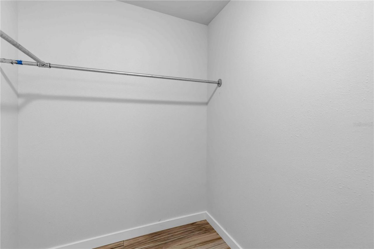 904 66th Avenue W, Bradenton, FL 34207 Photo