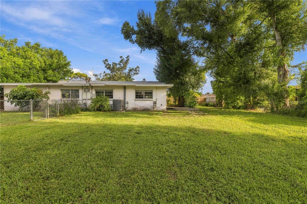 904 66th Avenue W, Bradenton, FL 34207 Photo