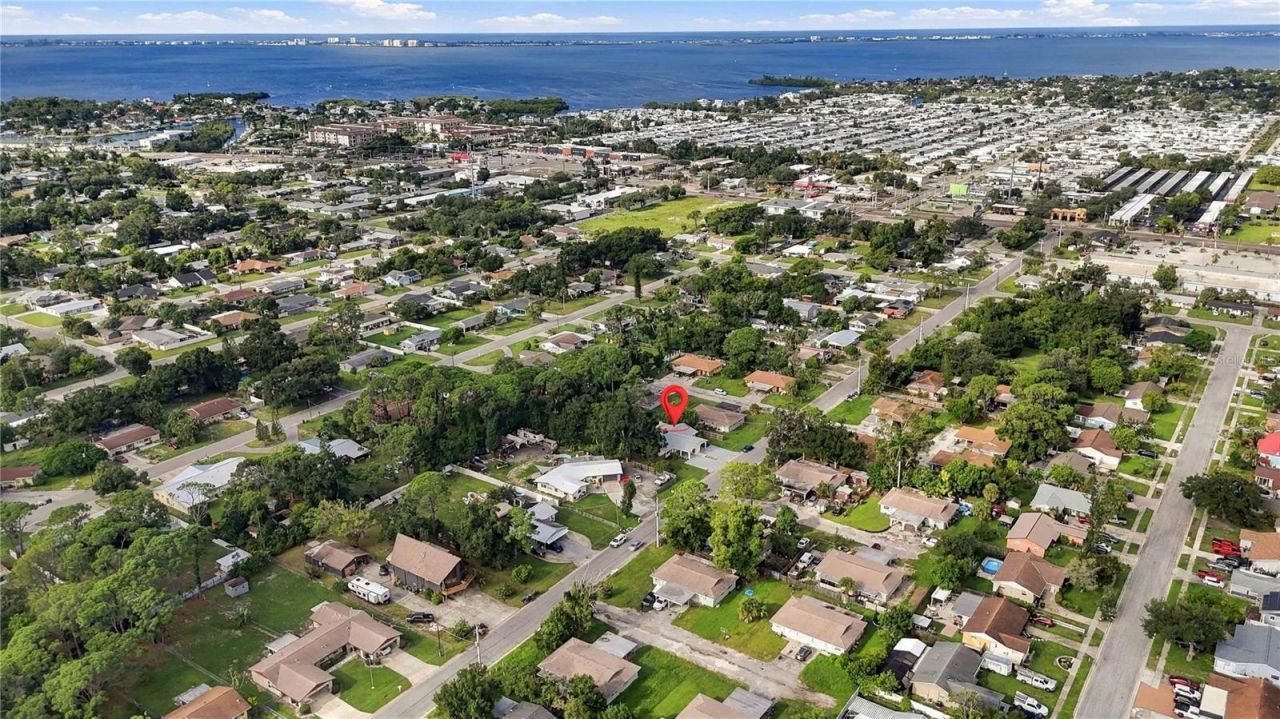904 66th Avenue W, Bradenton, FL 34207 Photo