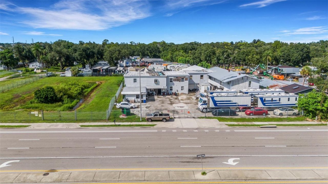 1623 53rd Avenue E, Bradenton, FL 34203 Photo