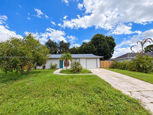 4133 SW Darien St, Port St. Lucie, FL 34953
