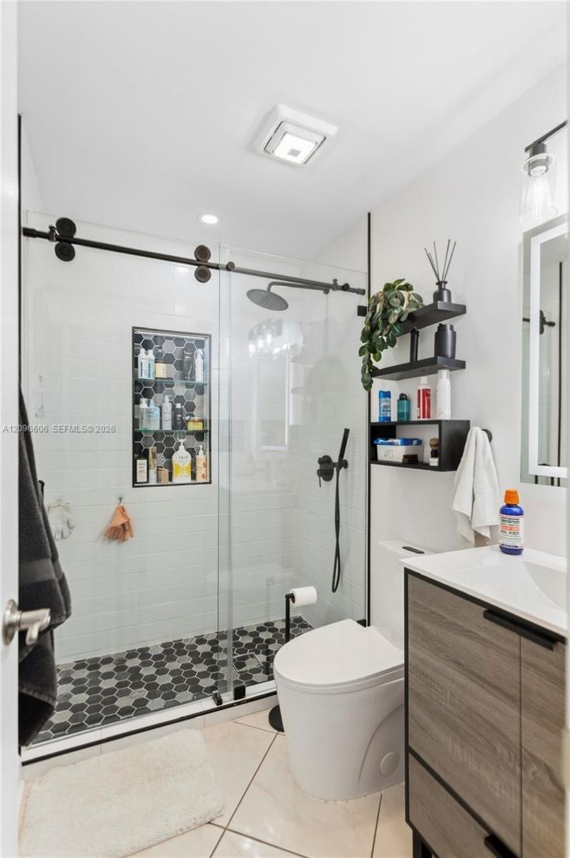 326 E 44th St , Hialeah, FL 33013 Photo