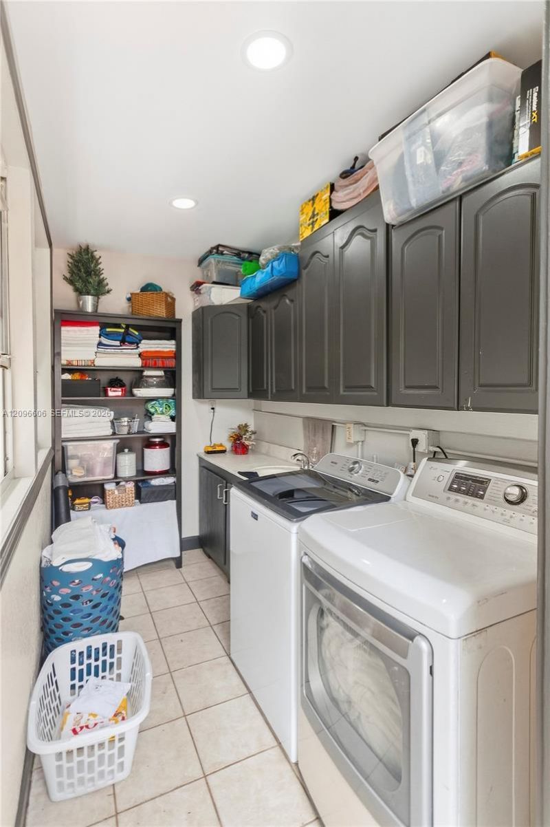 326 E 44th St , Hialeah, FL 33013 Photo