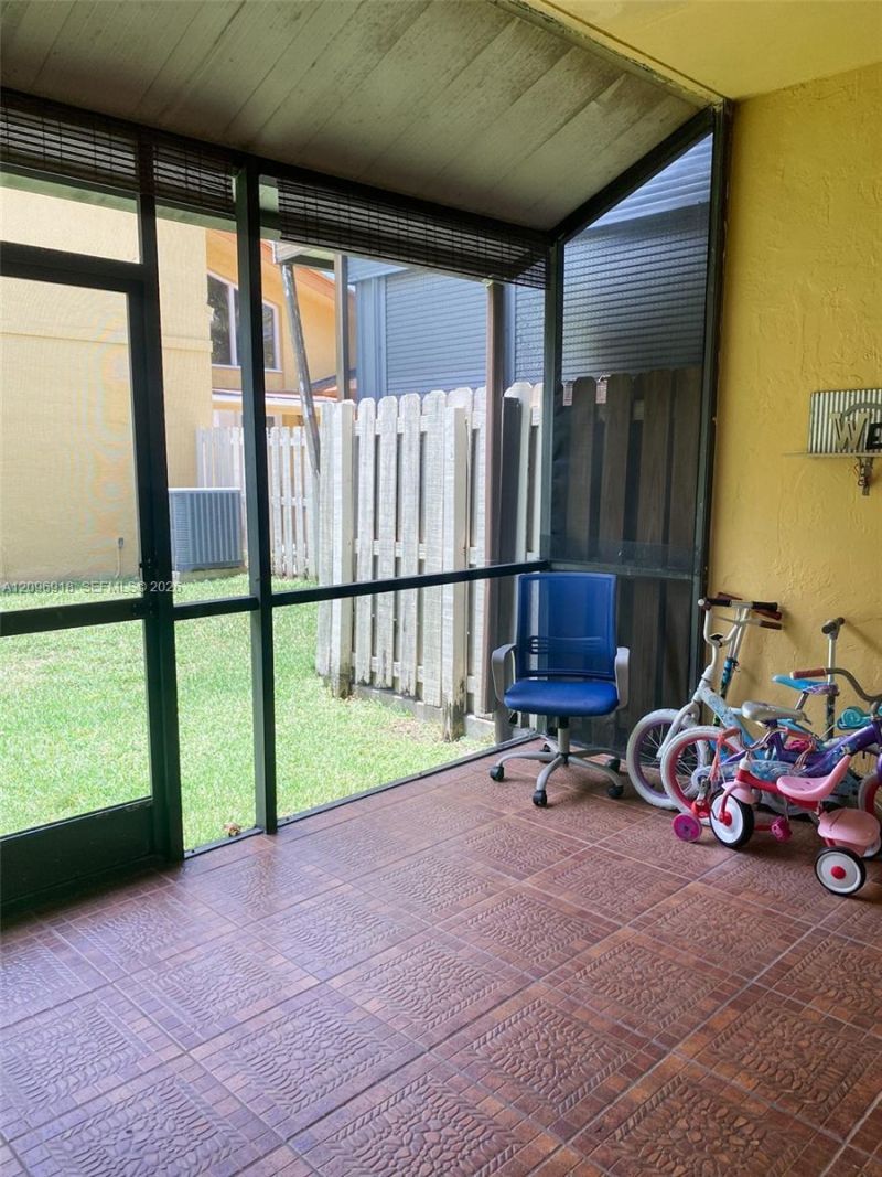 8350 SW 154th Ave , Unit 6, Miami, FL 33193 Photo