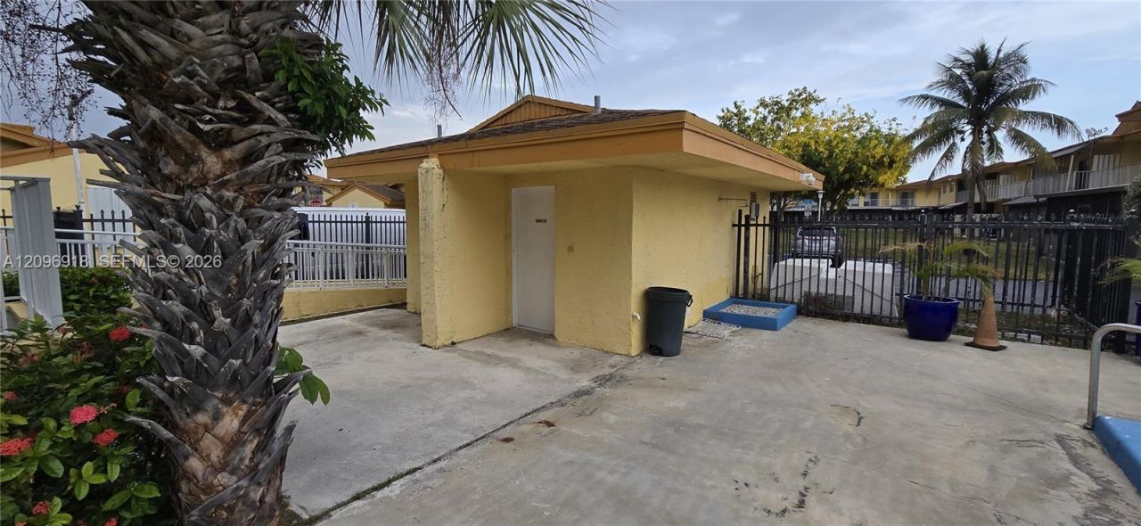 8350 SW 154th Ave , Unit 6, Miami, FL 33193 Photo