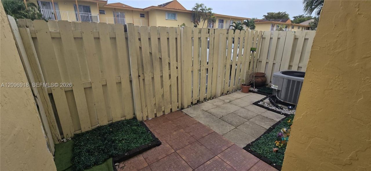8350 SW 154th Ave , Unit 6, Miami, FL 33193 Photo