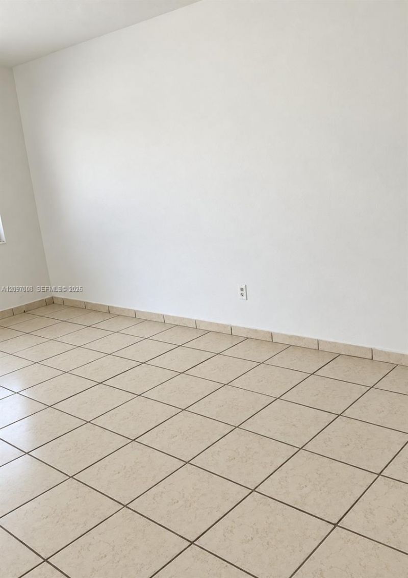 Please Call For Address, Unit 12, Miami Beach, FL 33139 Photo