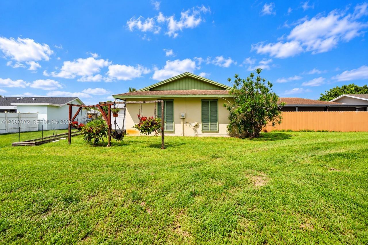 4601 SW 137th Ct, Miami, FL 33175 Photo