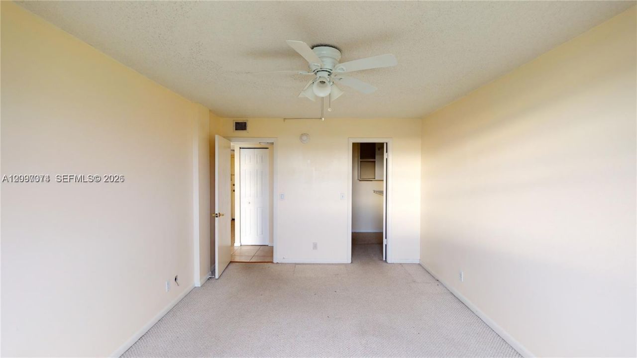 480 Executive Center Dr , Unit 4L, West Palm Beach, FL 33401 Photo