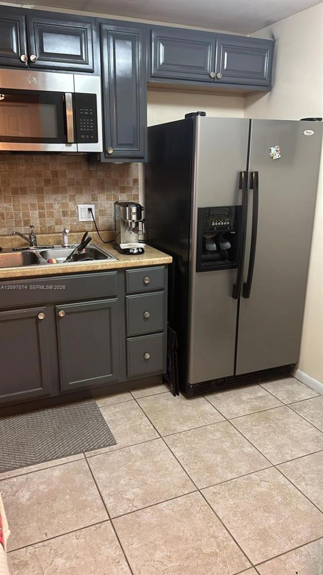 480 Executive Center Dr , Unit 4L, West Palm Beach, FL 33401 Photo