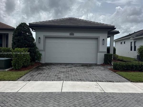 9393 SW Pepoli Way, Unit 9393, Port St. Lucie, FL 34987