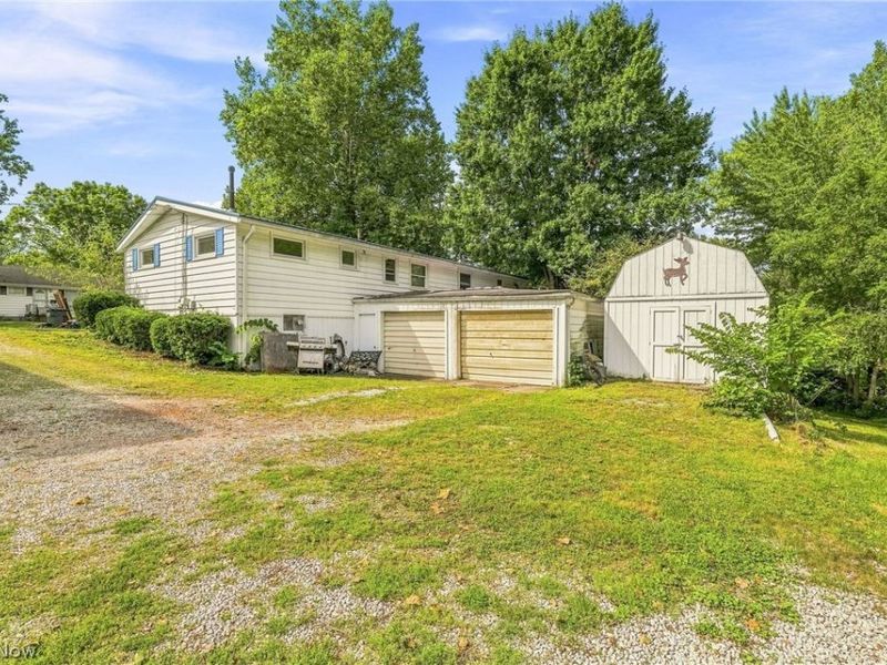 277 Devinney Avenue, Louisville, OH 44641 Photo 25