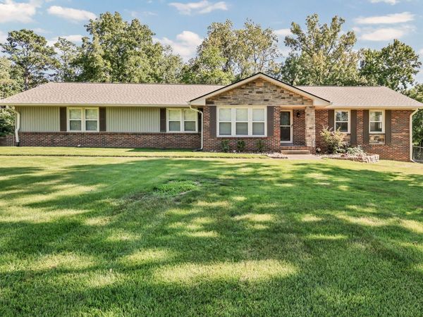 1301 Southern Pkwy , Clarksville, TN 37040
