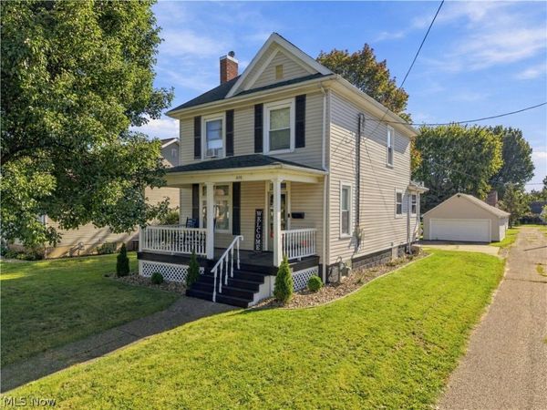 448 Lincoln Avenue NW, Carrollton, OH 44615
