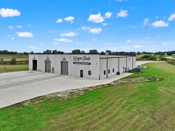 16157 190 Street, Monticello, IA 52310