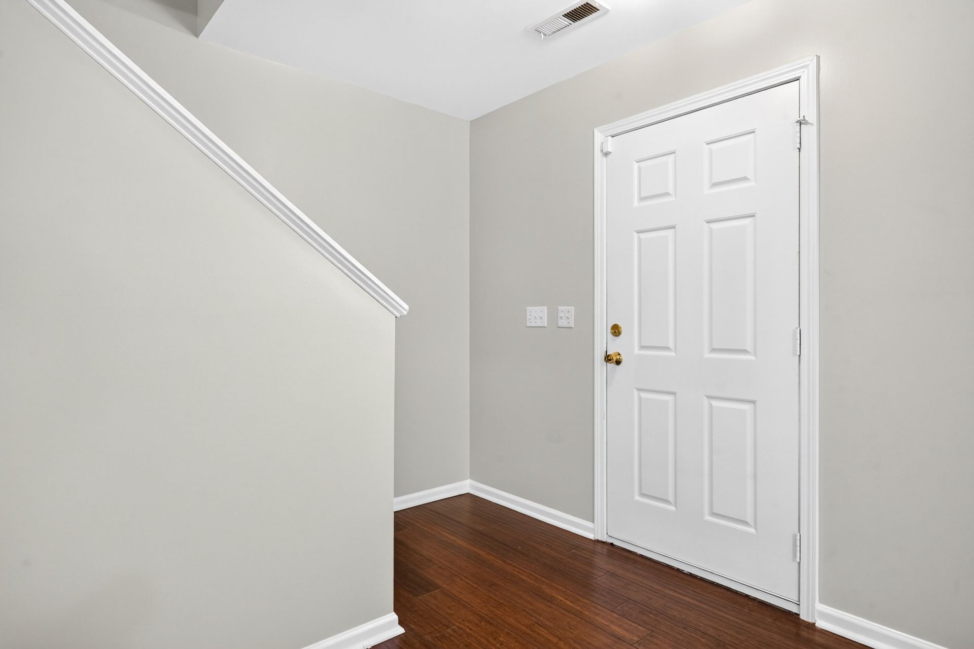 8960 Buck Run Court Photo 12