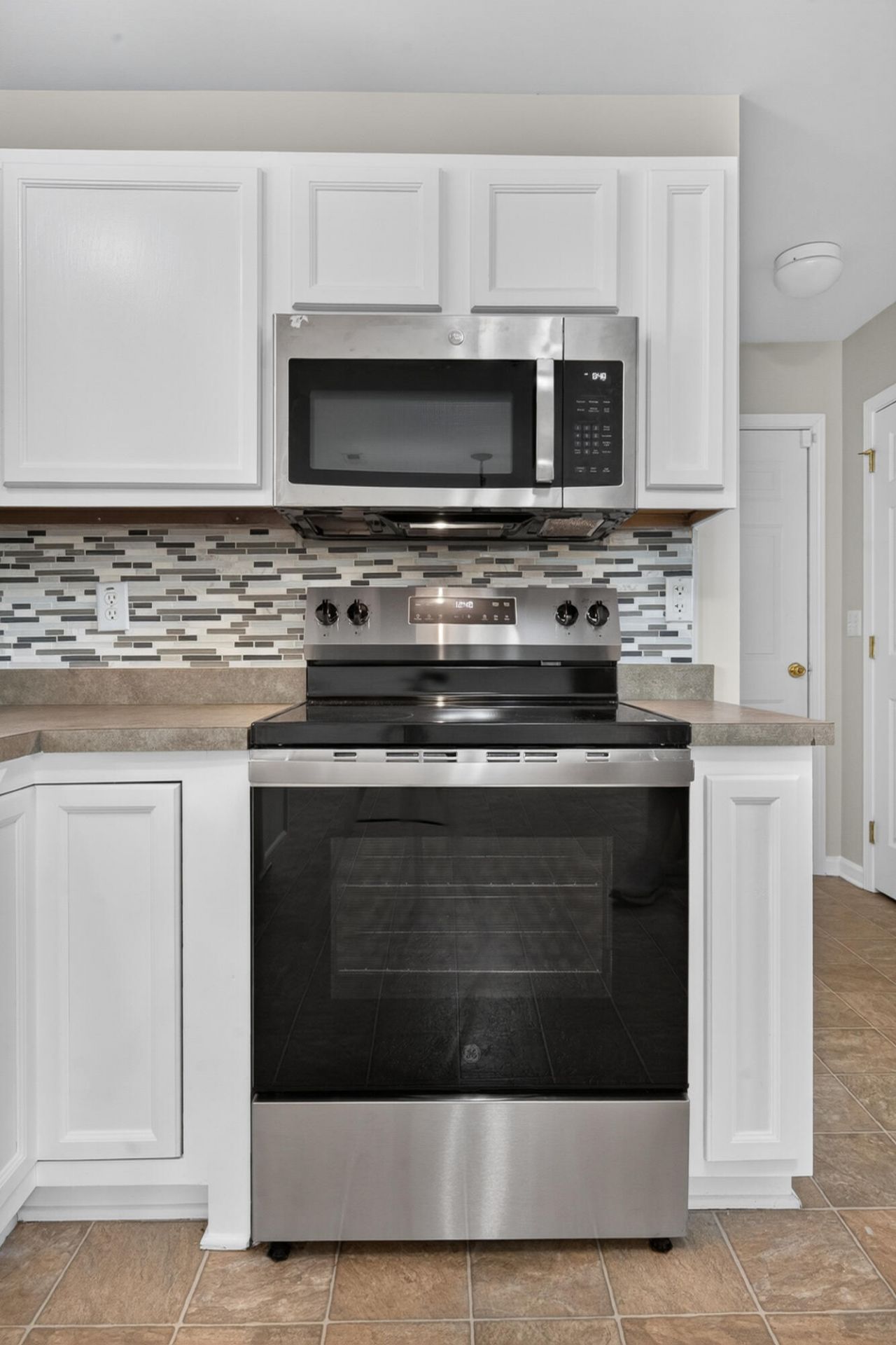 8960 Buck Run Court Photo 32