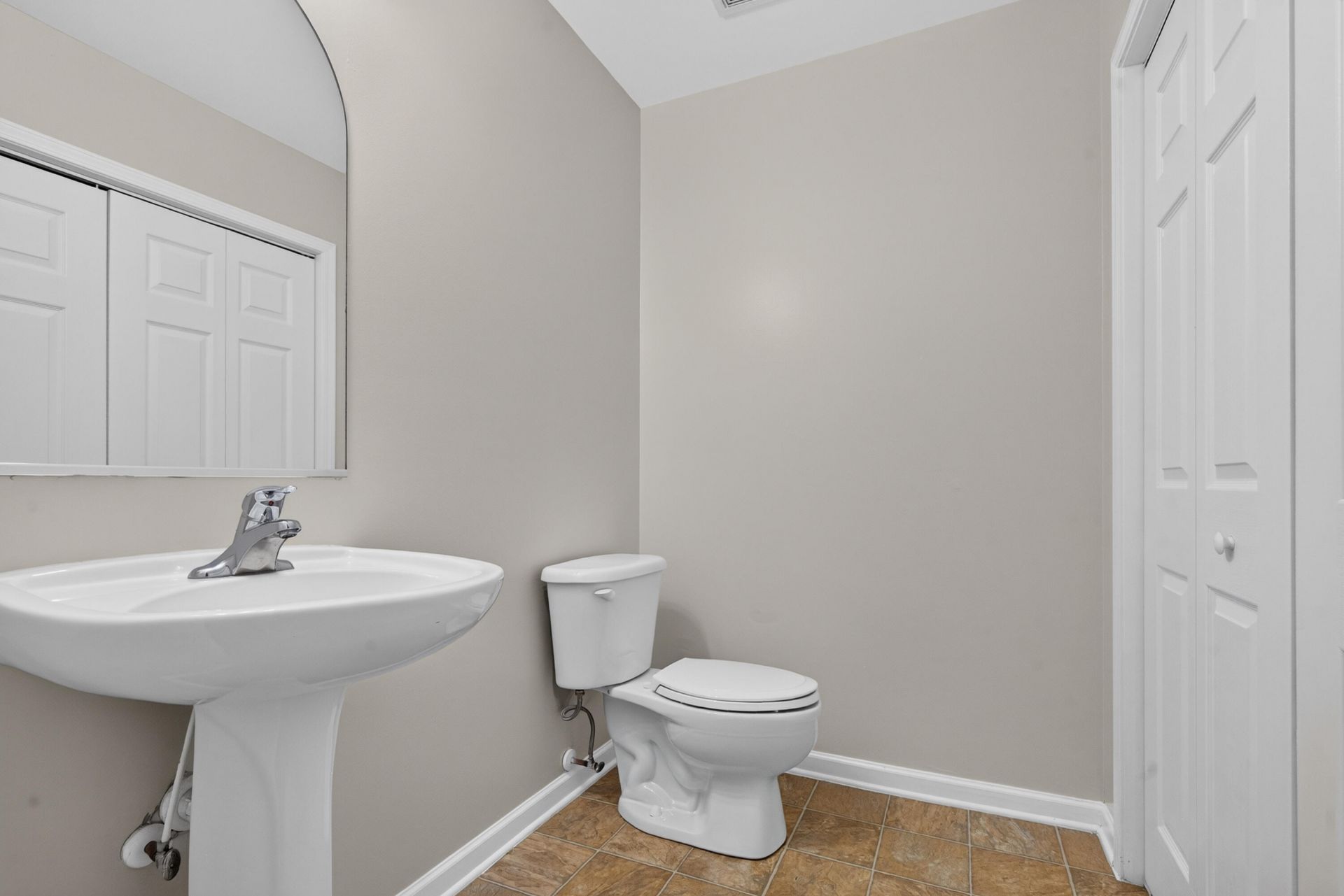 8960 Buck Run Court Photo 40