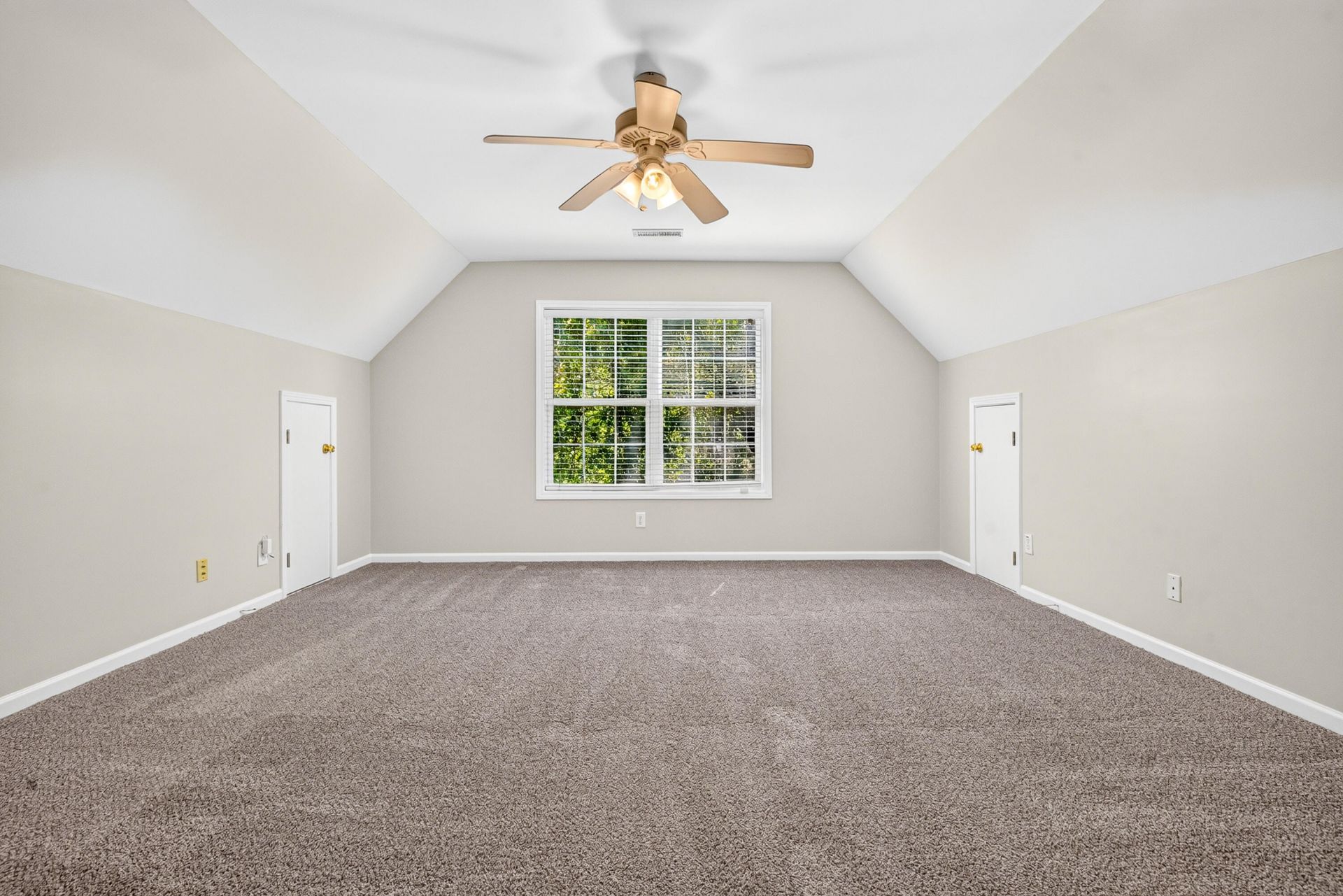 8960 Buck Run Court Photo 49