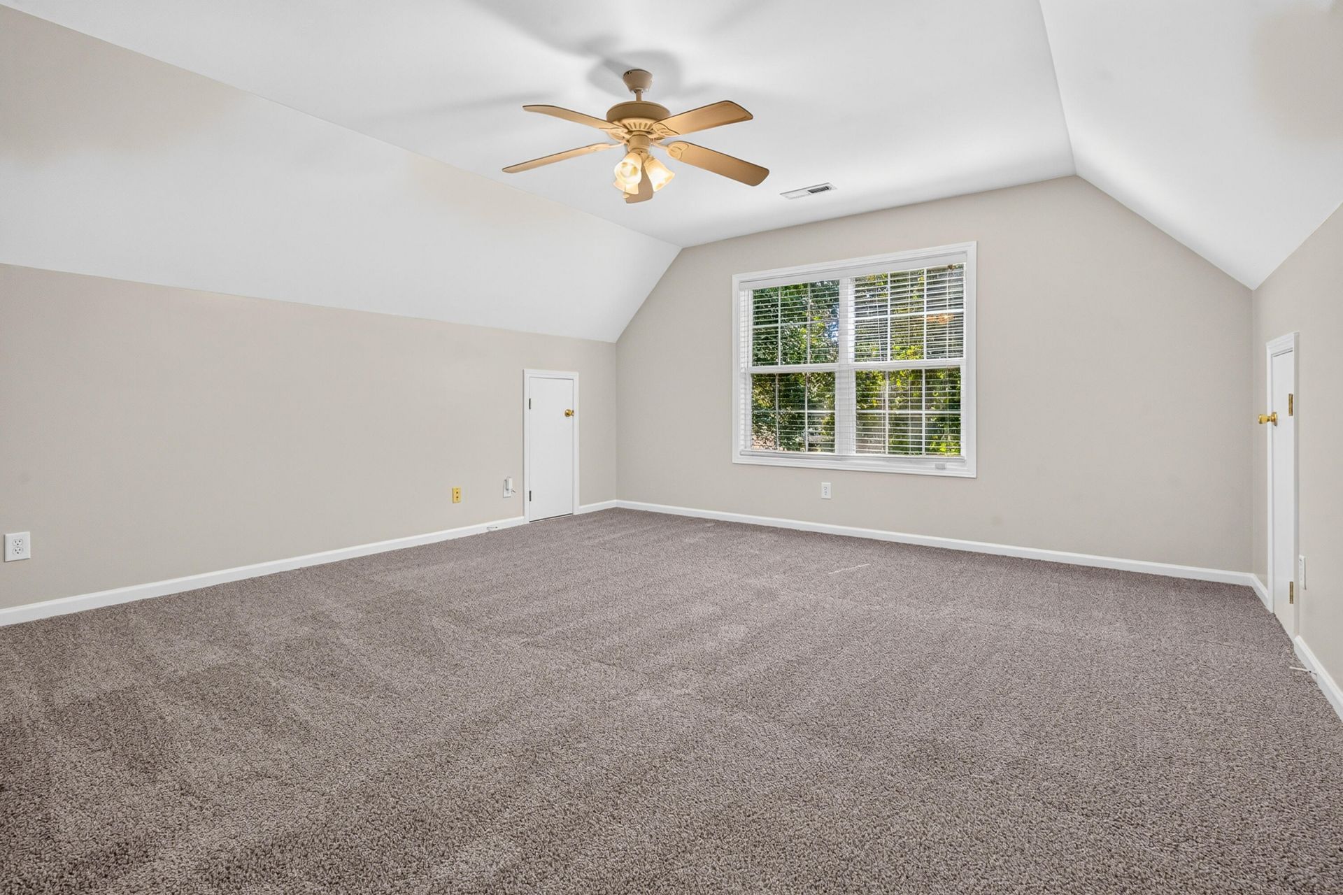 8960 Buck Run Court Photo 50